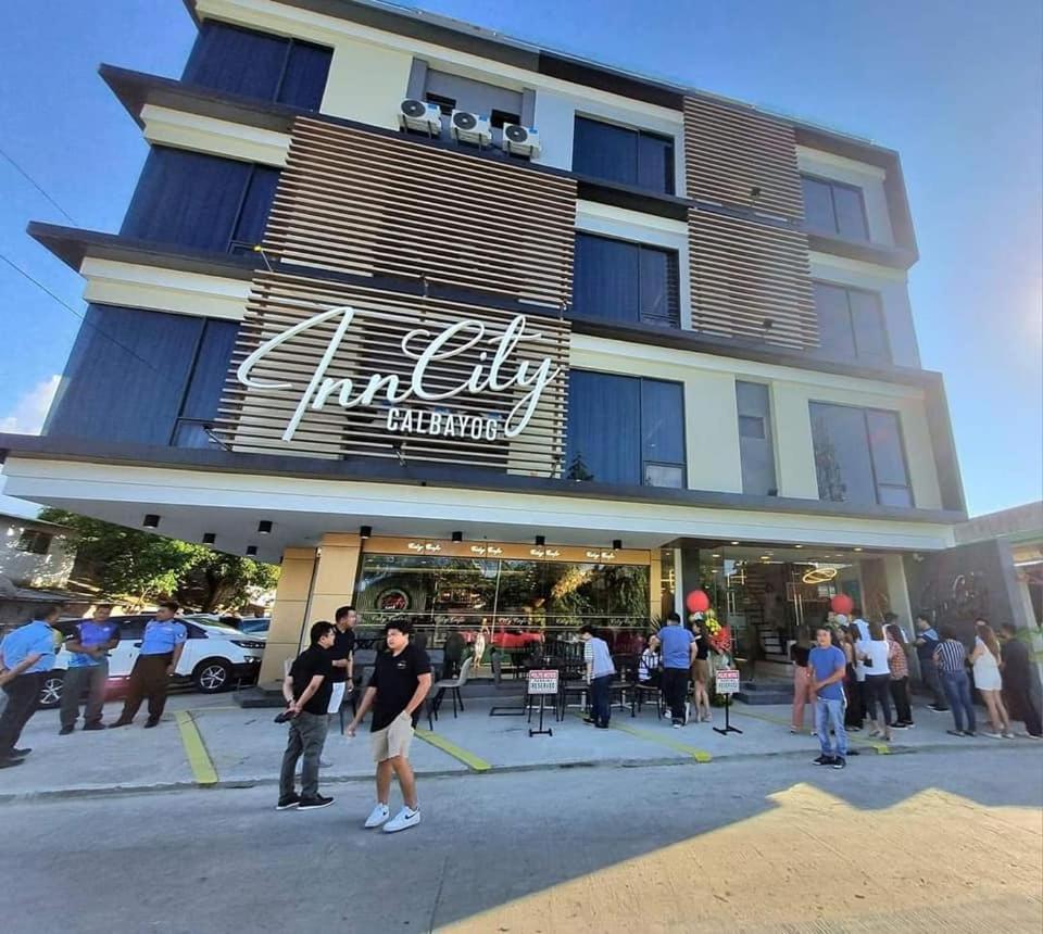 Inncity Hotel Калбайог Экстерьер фото